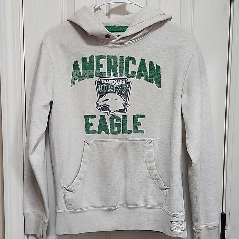 American Eagle Outfitters Pullover - Picture 1 of 7
